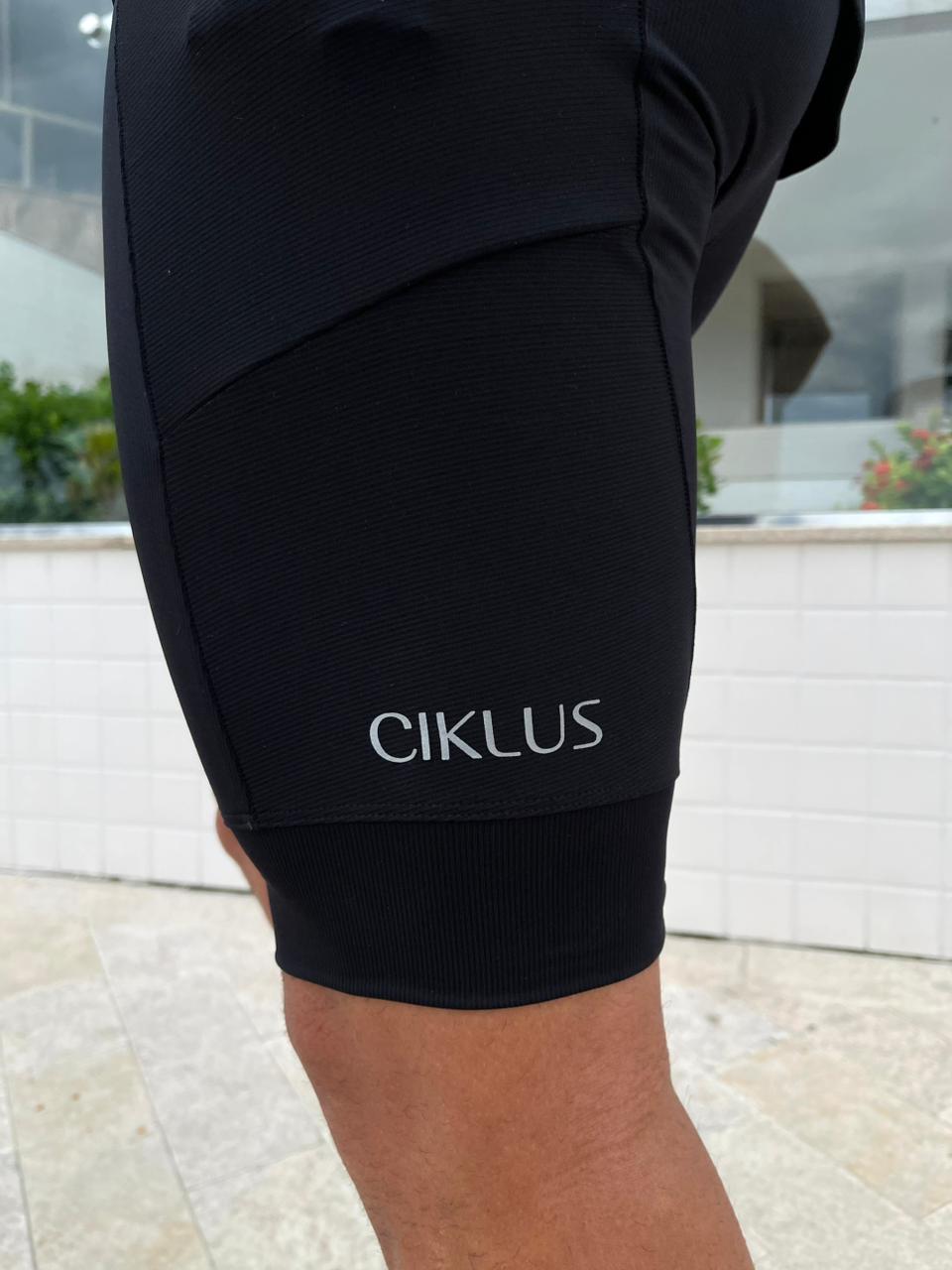 Bermuda de Compressão RUN