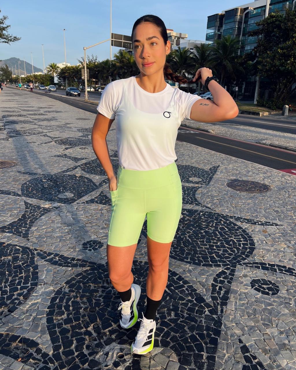 Tshirt Flow Feminina